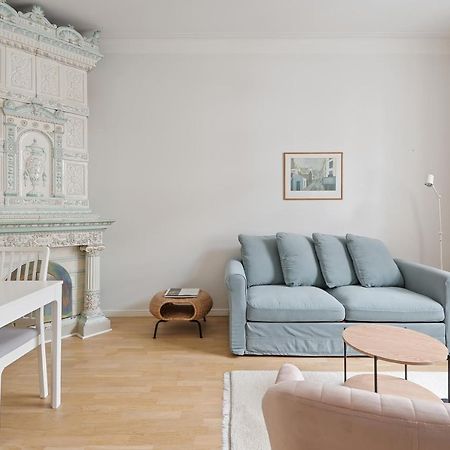 Wehost Fabulous 2Br In Prestigious Punavuori @Iso Roobertinkatu 26 Helsínquia Exterior foto