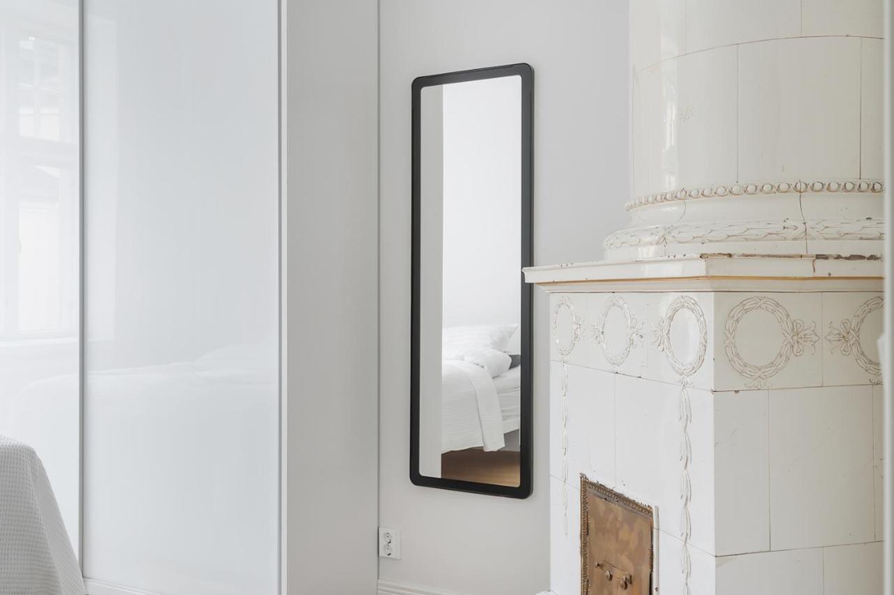 Wehost Fabulous 2Br In Prestigious Punavuori @Iso Roobertinkatu 26 Helsínquia Exterior foto
