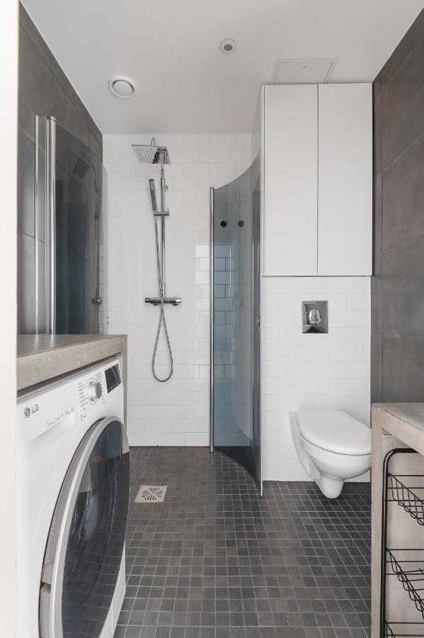 Wehost Fabulous 2Br In Prestigious Punavuori @Iso Roobertinkatu 26 Helsínquia Exterior foto